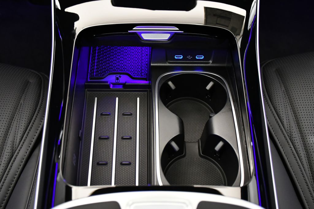 Thumbnail: 2026 Mercedes-Benz S-Class - 31