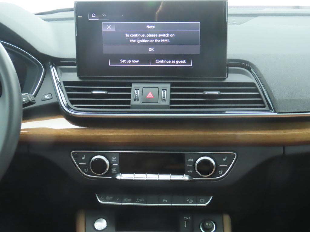 Thumbnail: 2023 Audi Q5 - 14