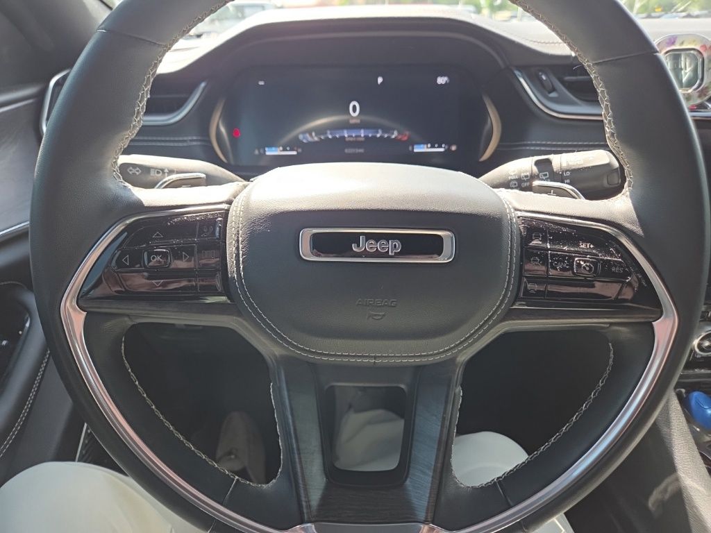 2022 Jeep Grand Cherokee L Overland 4x2