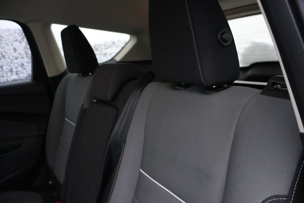 Thumbnail: 2013 Ford Escape - 31