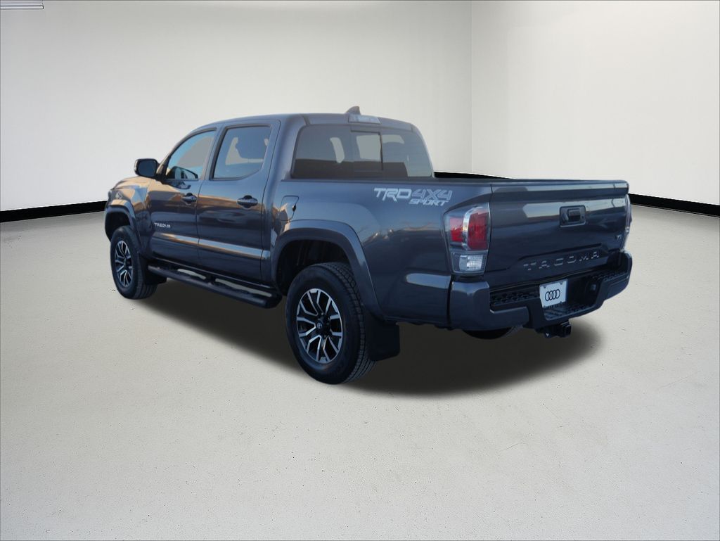 Thumbnail: 2021 Toyota Tacoma - 3