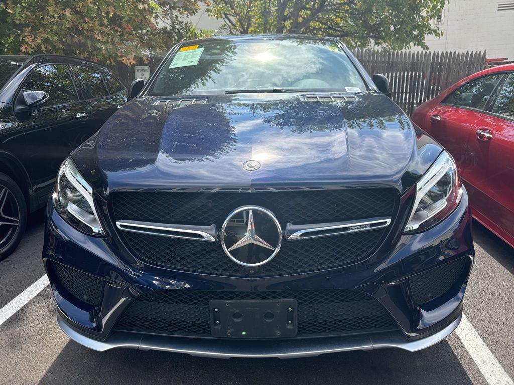 Thumbnail: 2019 Mercedes-Benz GLE - 2