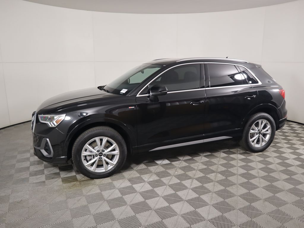 Thumbnail: 2025 Audi Q3 - 8