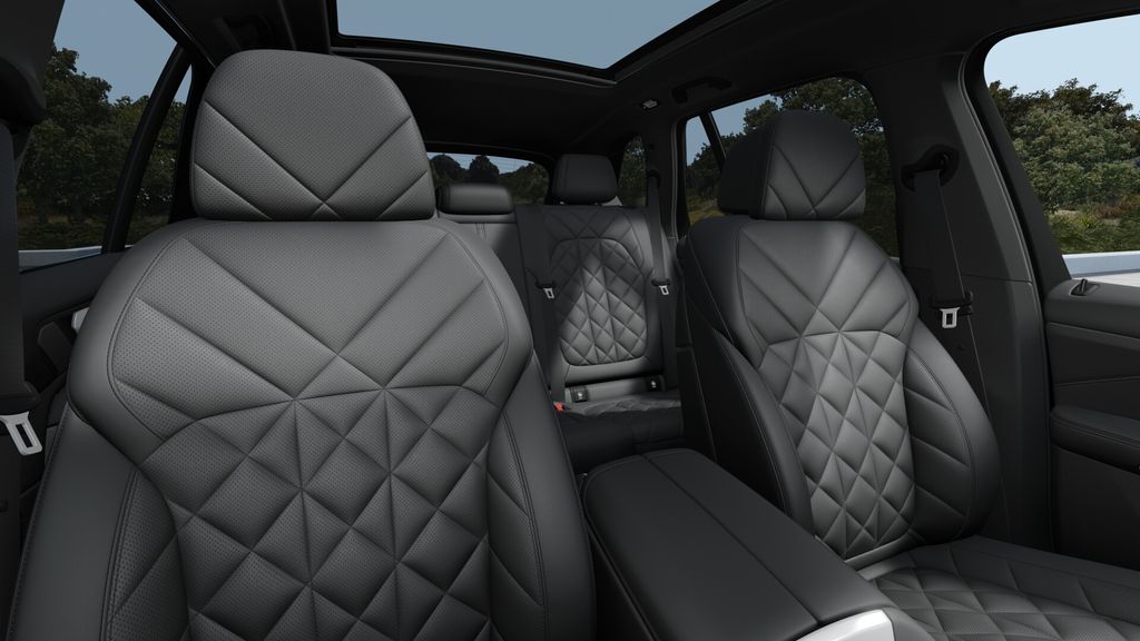 Thumbnail: 2026 BMW X5 - 32