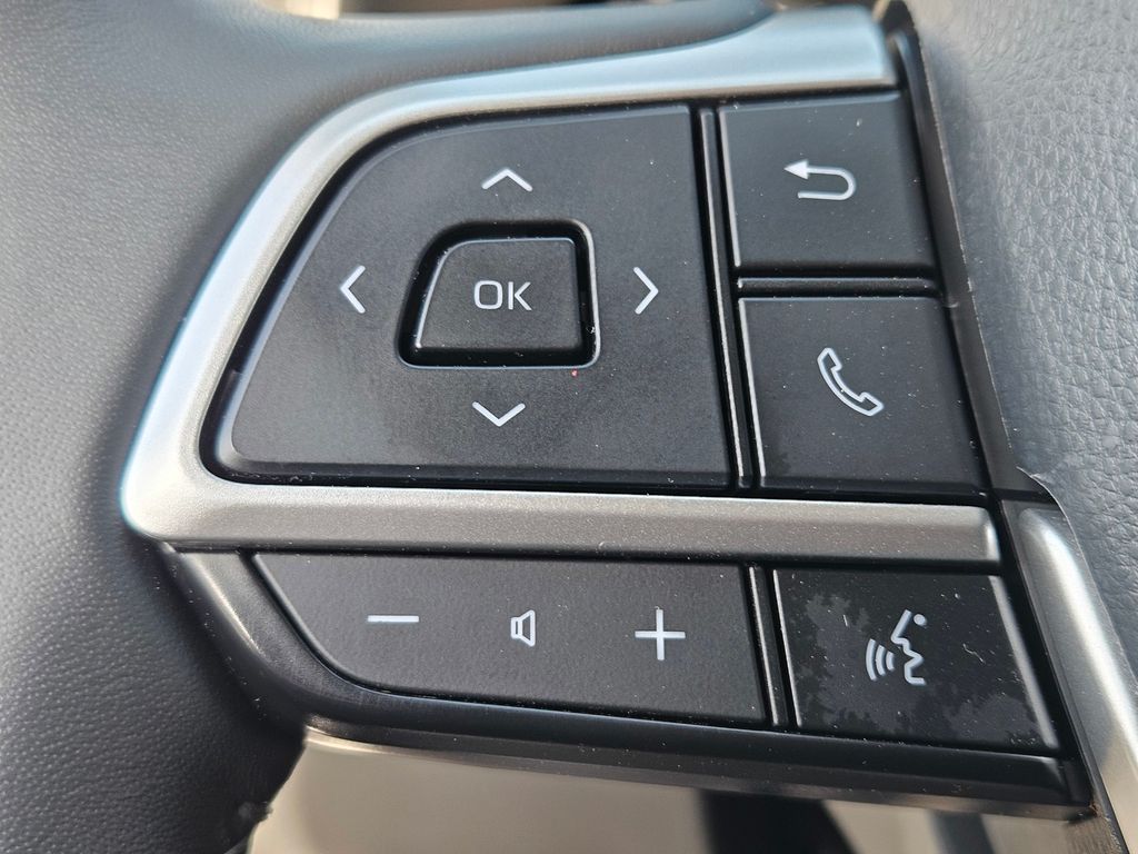 Used Car 2024 Toyota Highlander  Le For Sale Under $35,000 In San Marcos, Texas