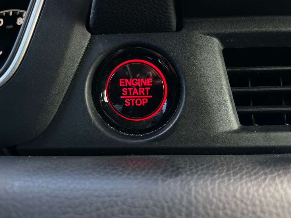 Thumbnail: 2024 Honda Pilot - 22