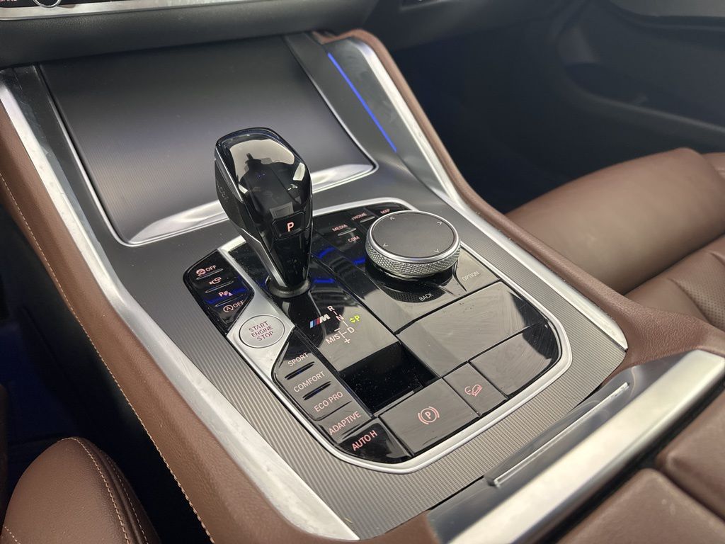 2020 BMW X6 M50i 14