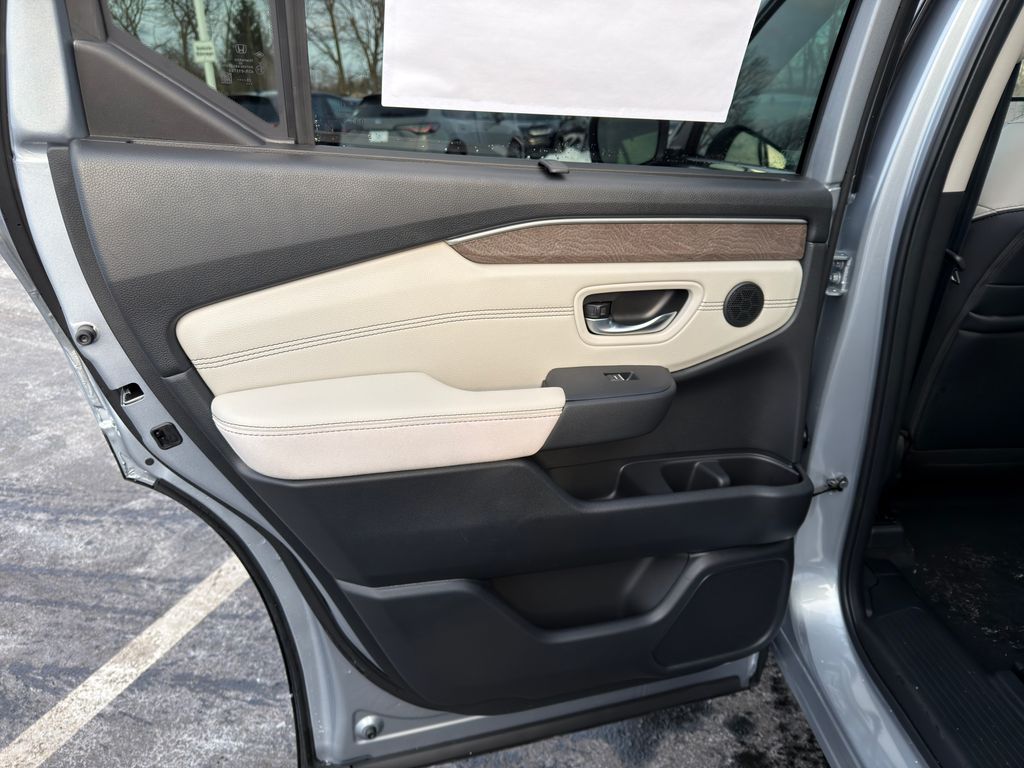 Thumbnail: 2026 Honda Pilot - 21