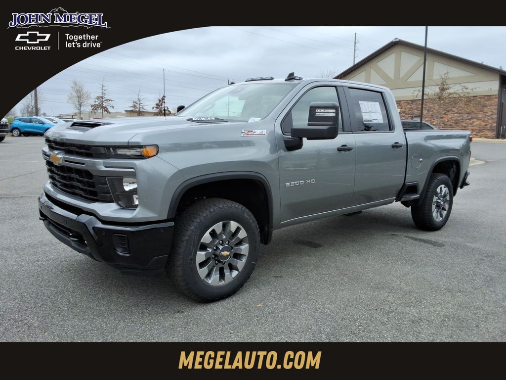 Sterling Gray Metallic 2026 Chevrolet Silverado 2500HD Custom Crew Cab 4WD Pickup Truck Four-Wheel Drive Automatic