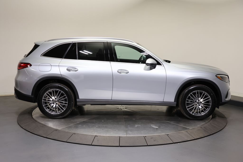 Thumbnail: 2026 Mercedes-Benz GLC - 6