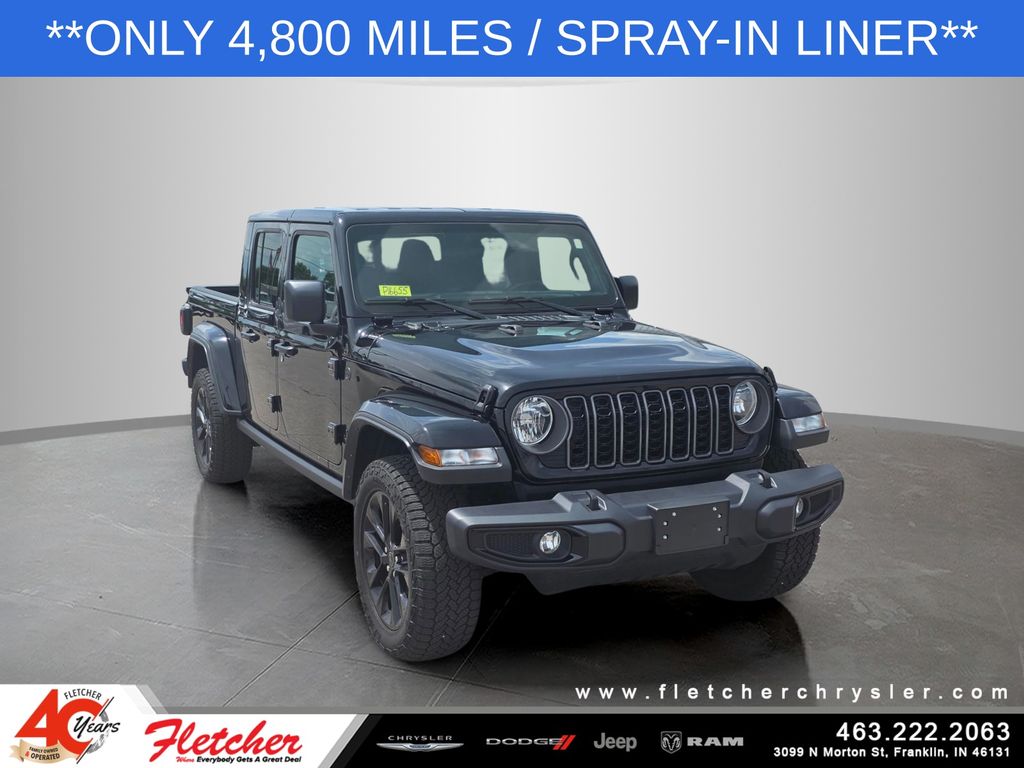 Black Clearcoat 2025 Jeep Gladiator Pickup Truck Four-Wheel Drive 8-Speed Automatic
