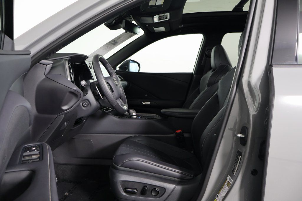 Thumbnail: 2025 Lexus TX - 7