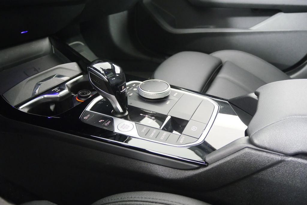 Thumbnail: 2021 BMW 2 Series - 26