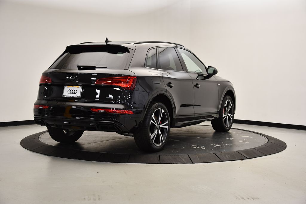 Thumbnail: 2025 Audi Q5 - 5