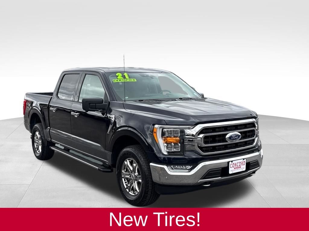 Blue 2021 Ford F-150 XLT SuperCrew 4WD Pickup Truck Four-Wheel Drive Automatic