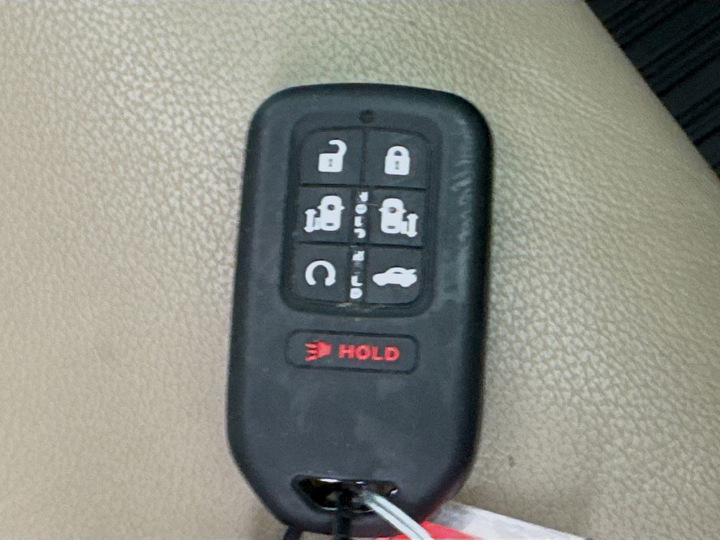 Used Car 2020 Honda Odyssey  Ex-l For Sale Under $25,000 In Austin, Texas