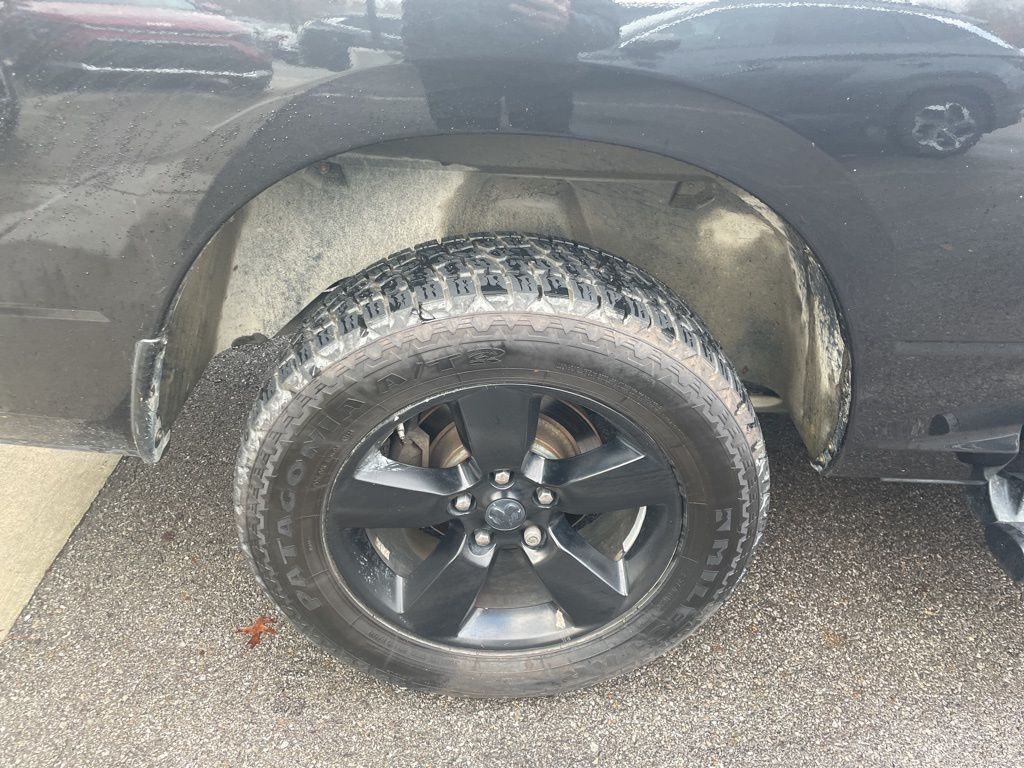 2016 Ram 1500 Express photo 3