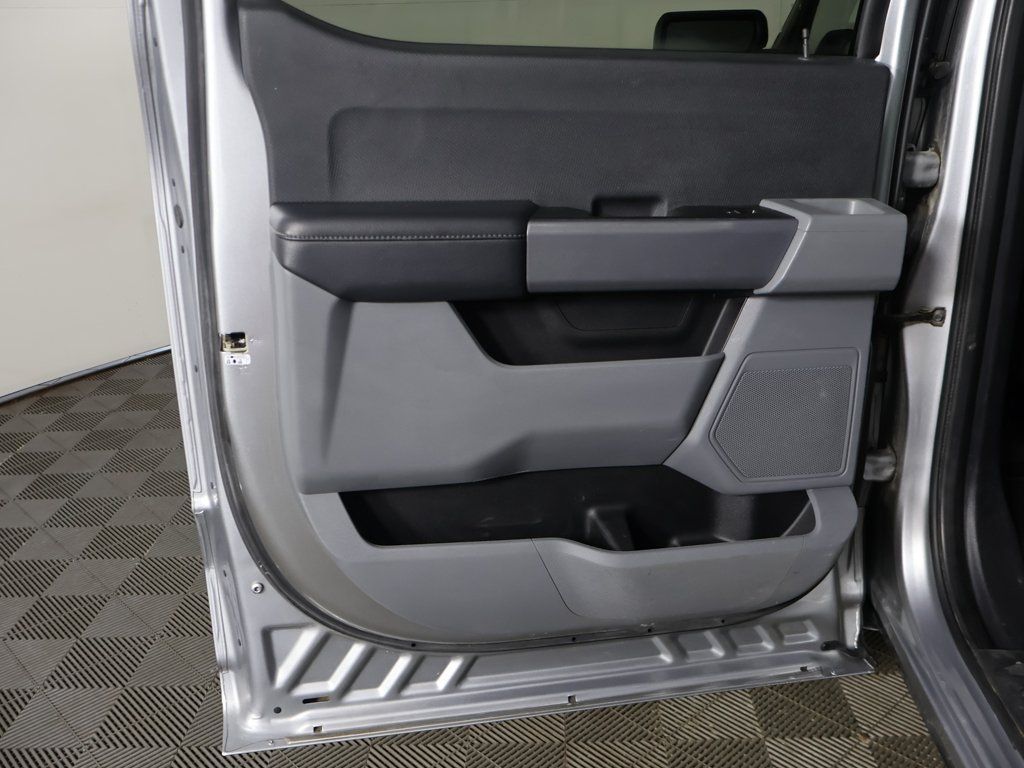 Used 2022 Silver Ford XLT image 23