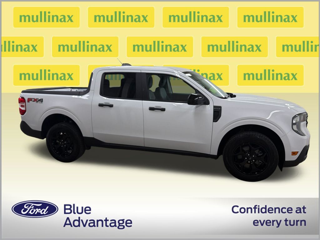 Certified Used 2025 White Ford XLT image 2