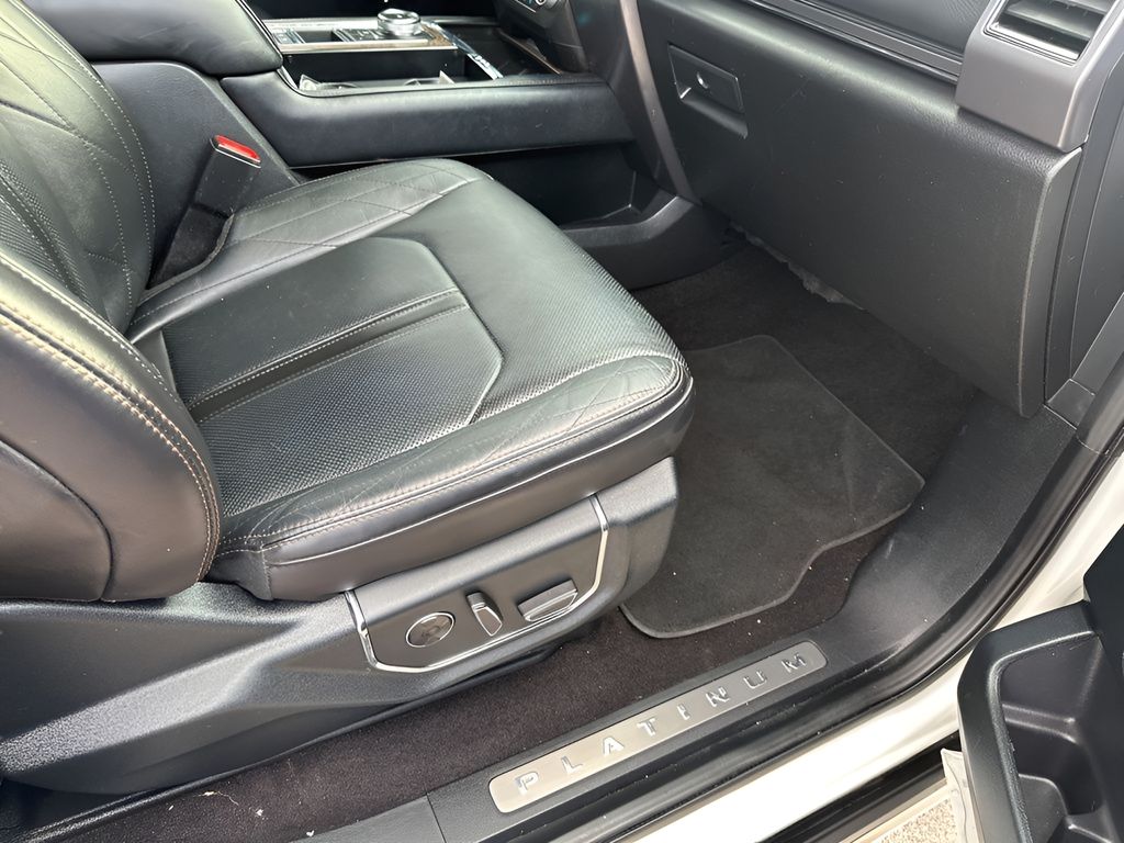 Used Car 2021 Ford Expedition  Platinum For Sale Under $40,000 In Austin, Texas