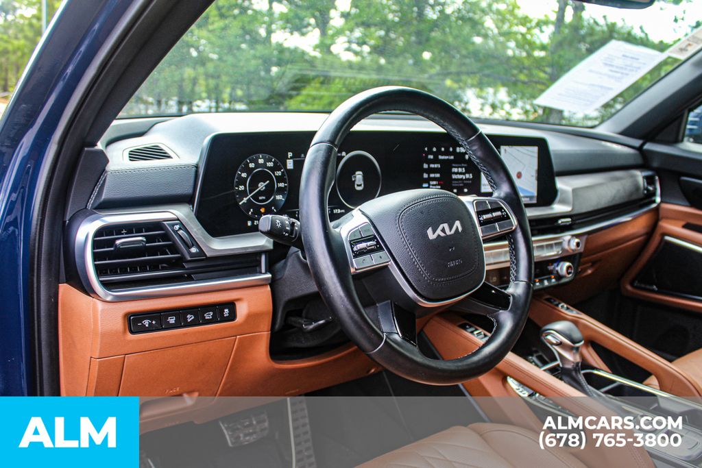 Used 2024 Black Kia SX X-Pro image 25