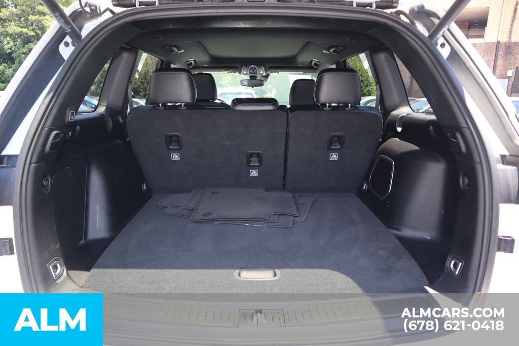 Used 2024 White Jeep 4xe image 21