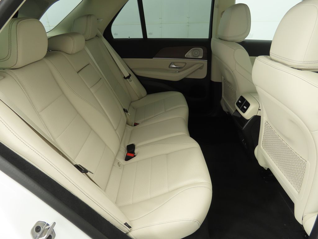 2025 Mercedes-Benz GLE 450 22