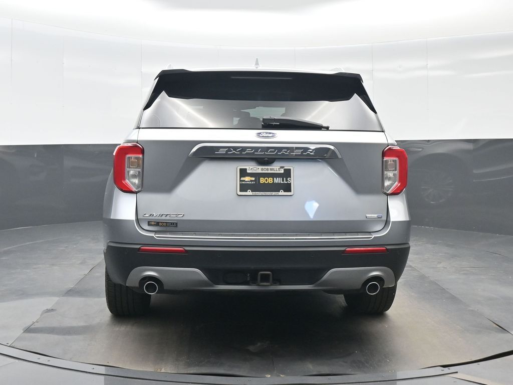 2020 Ford Explorer Limited Silver at Matthews Motors of Wilmington