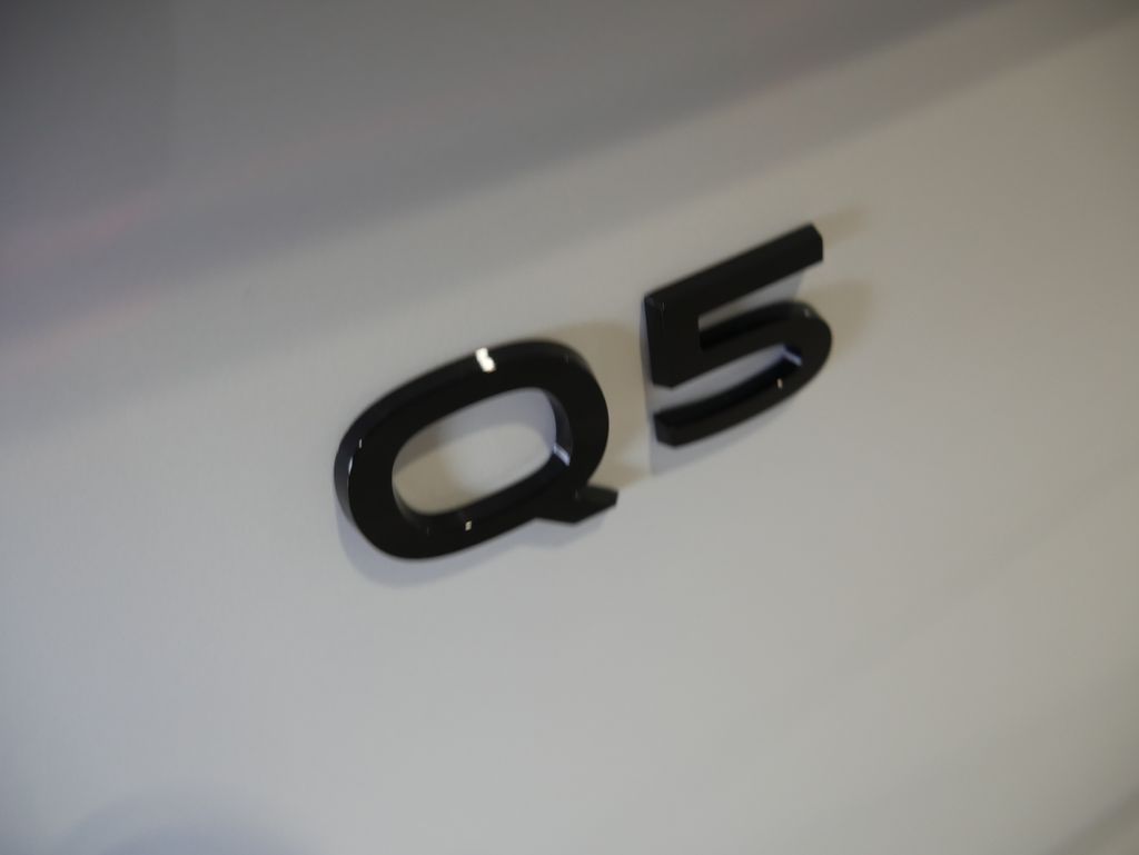 Thumbnail: 2026 Audi Q5 - 9