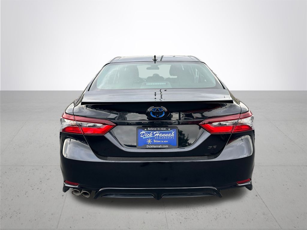 2022 Toyota Camry Hybrid Nightshade