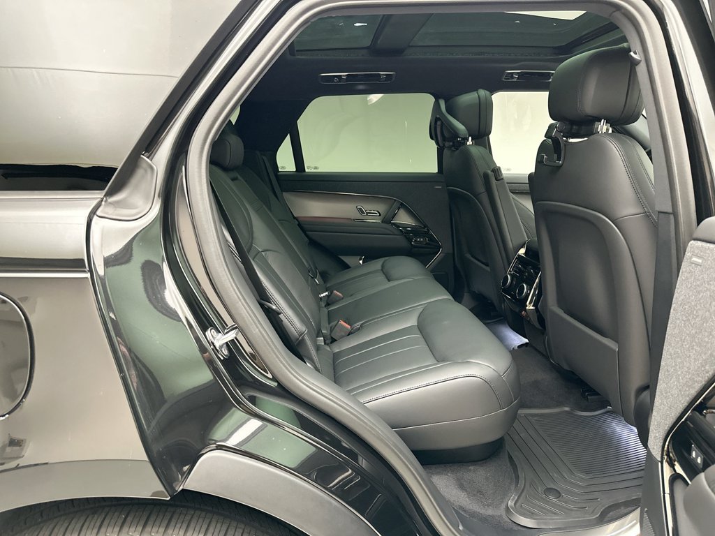 Thumbnail: 2027 Land Rover Range Rover Sport - 7
