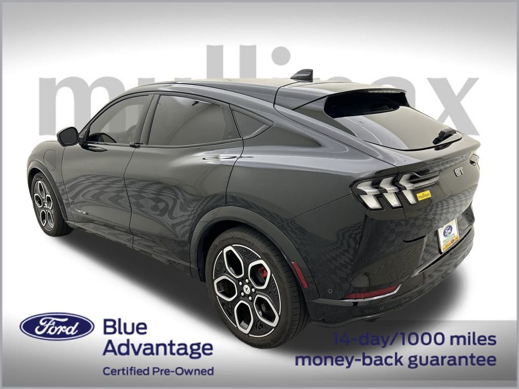 2023 Ford Mustang Mach-E GT photo 8
