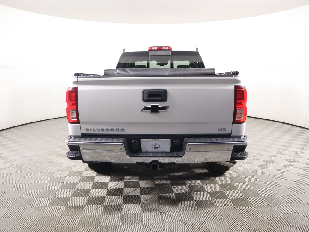 Thumbnail: 2017 Chevrolet Silverado 1500 - 6