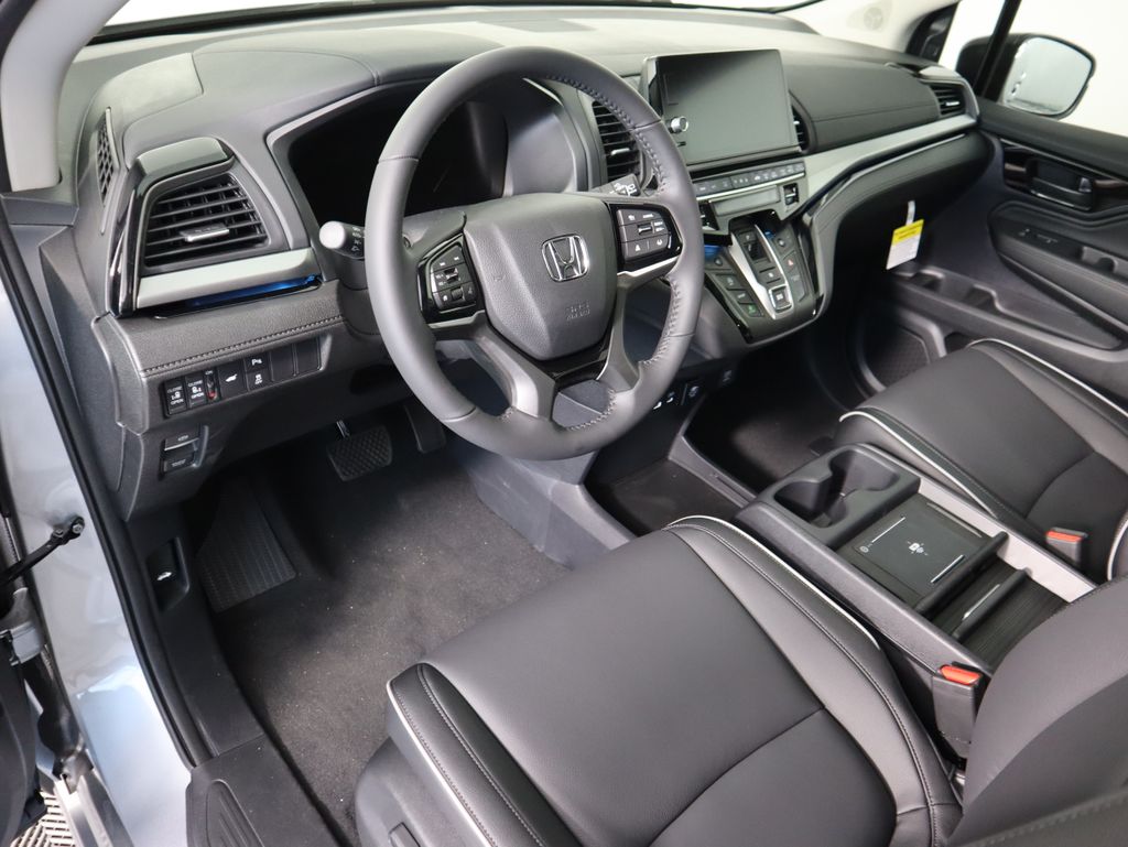 Thumbnail: 2026 Honda Odyssey - 9
