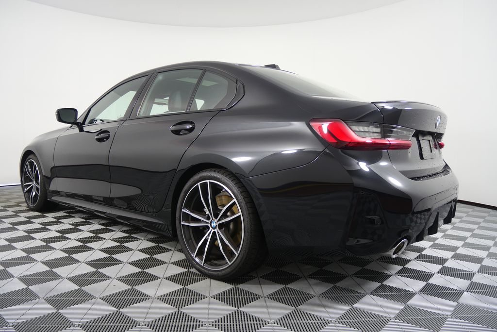 Thumbnail: 2024 BMW 3 Series - 5