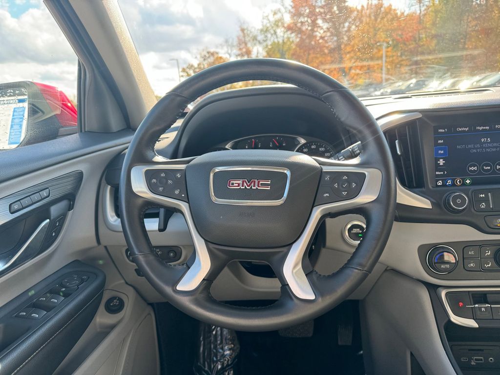 2022 GMC Terrain SLT 11