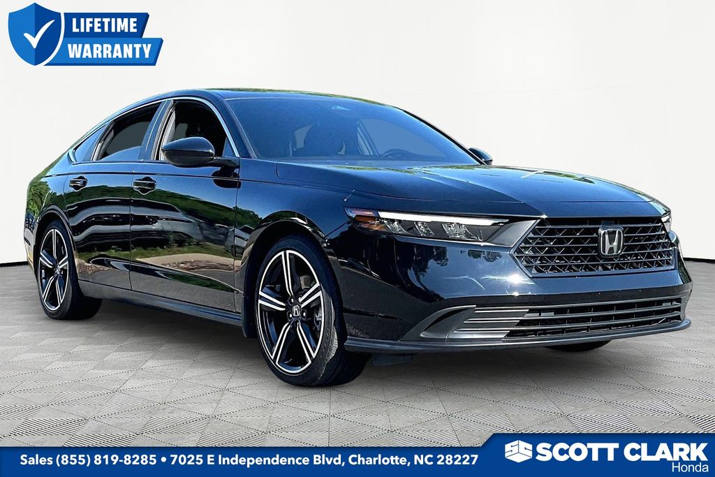 2025 Honda Accord Hybrid Sport's photo