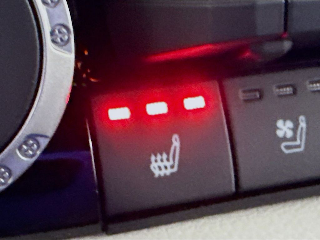 Thumbnail: 2024 Toyota Sequoia - 20