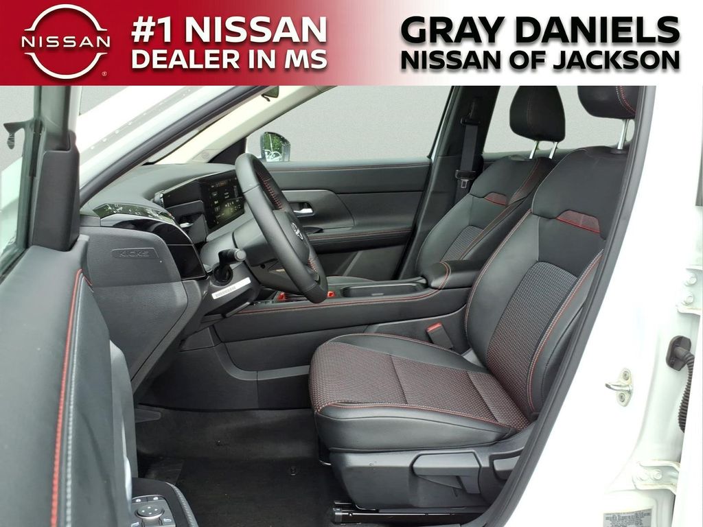Used 2025 Nissan Kicks SUV