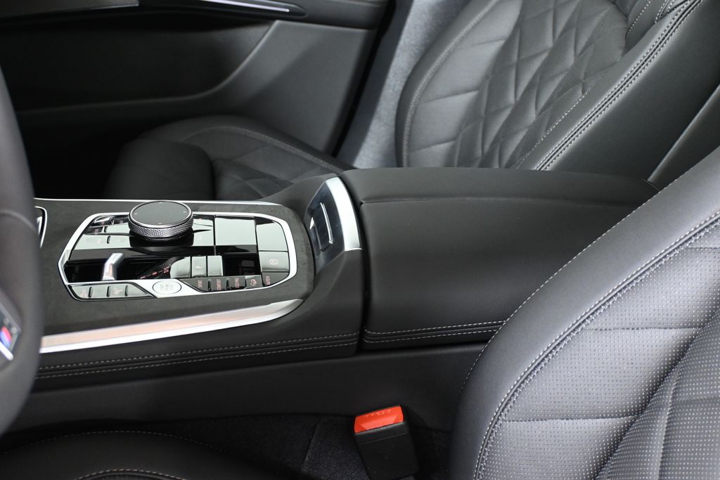 Thumbnail: 2026 BMW X5 - 25