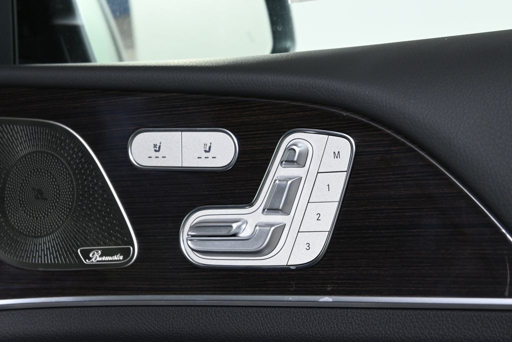 Thumbnail: 2026 Mercedes-Benz GLE - 23