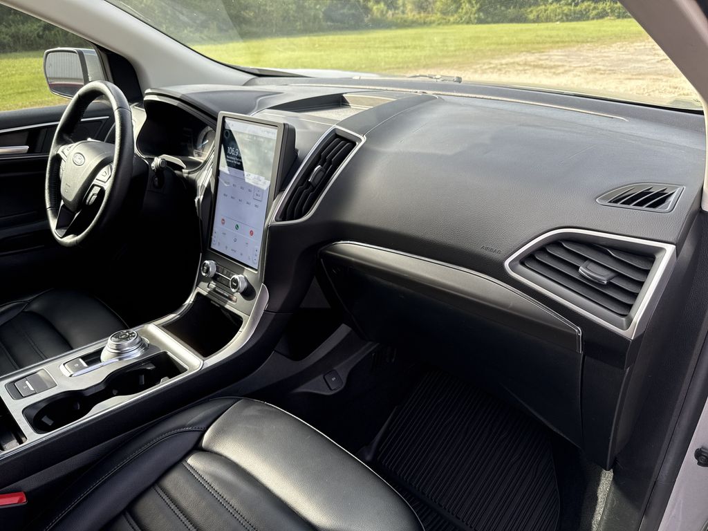 2022 Ford Edge SEL Silver at Martin Chrysler Dodge Jeep Ram