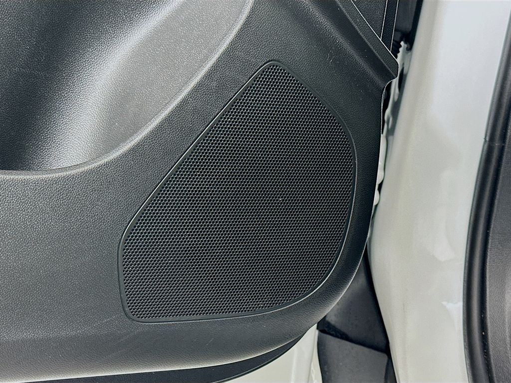 2024 Buick Envista Preferred 18