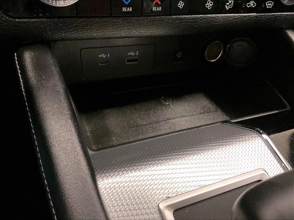 2022 Mitsubishi Outlander — photo 26