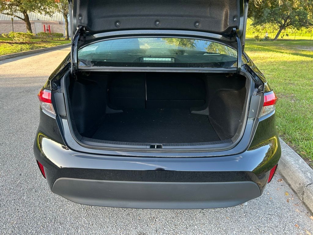 2024 Toyota Corolla LE 10