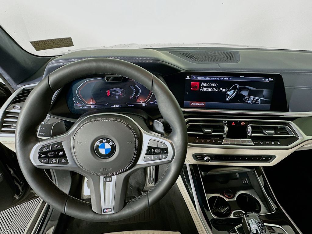 2022 BMW X7 xDrive40i 11