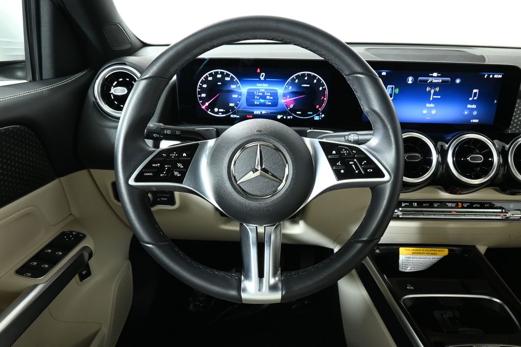 Thumbnail: 2025 Mercedes-Benz GLB - 16