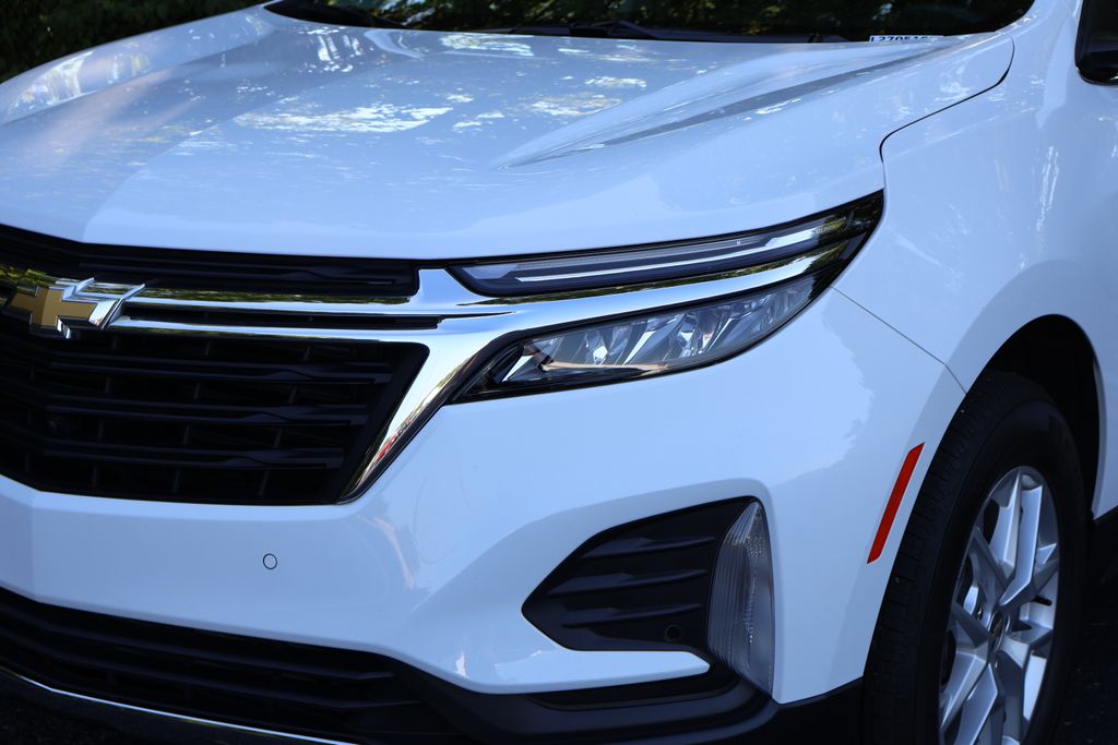 Thumbnail: 2023 Chevrolet Equinox - 3