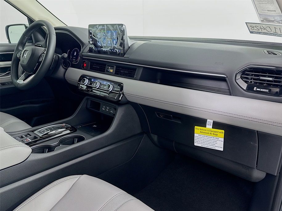 New Car 2025 Honda Pilot  Ex-l For Sale In Austin, Texas