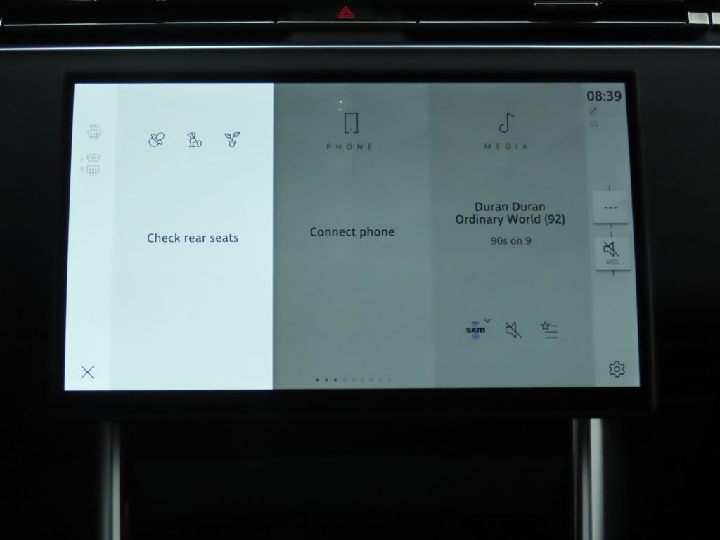 Thumbnail: 2025 Land Rover Range Rover - 14